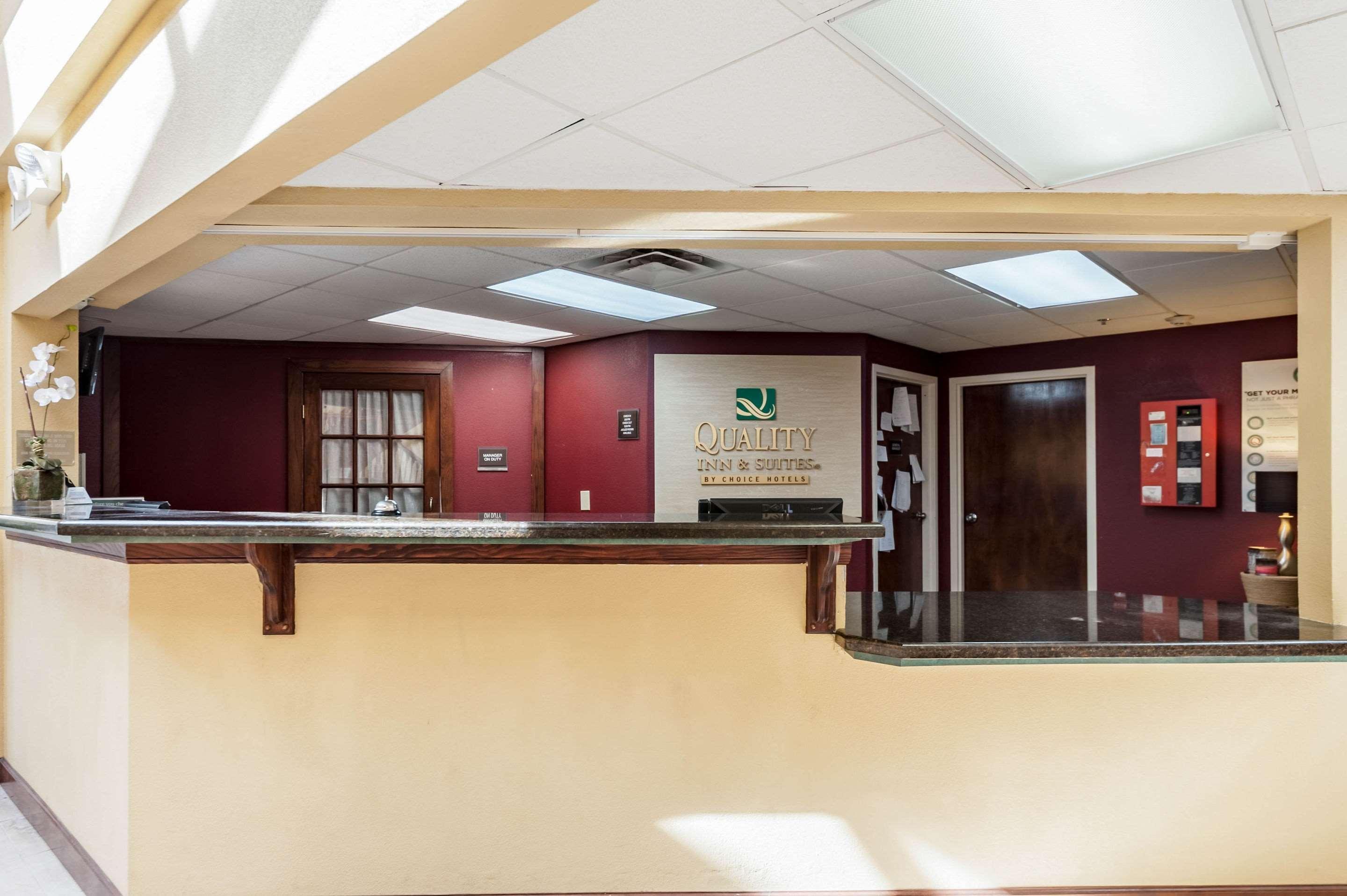 Quality Inn & Suites Лафаєт Екстер'єр фото