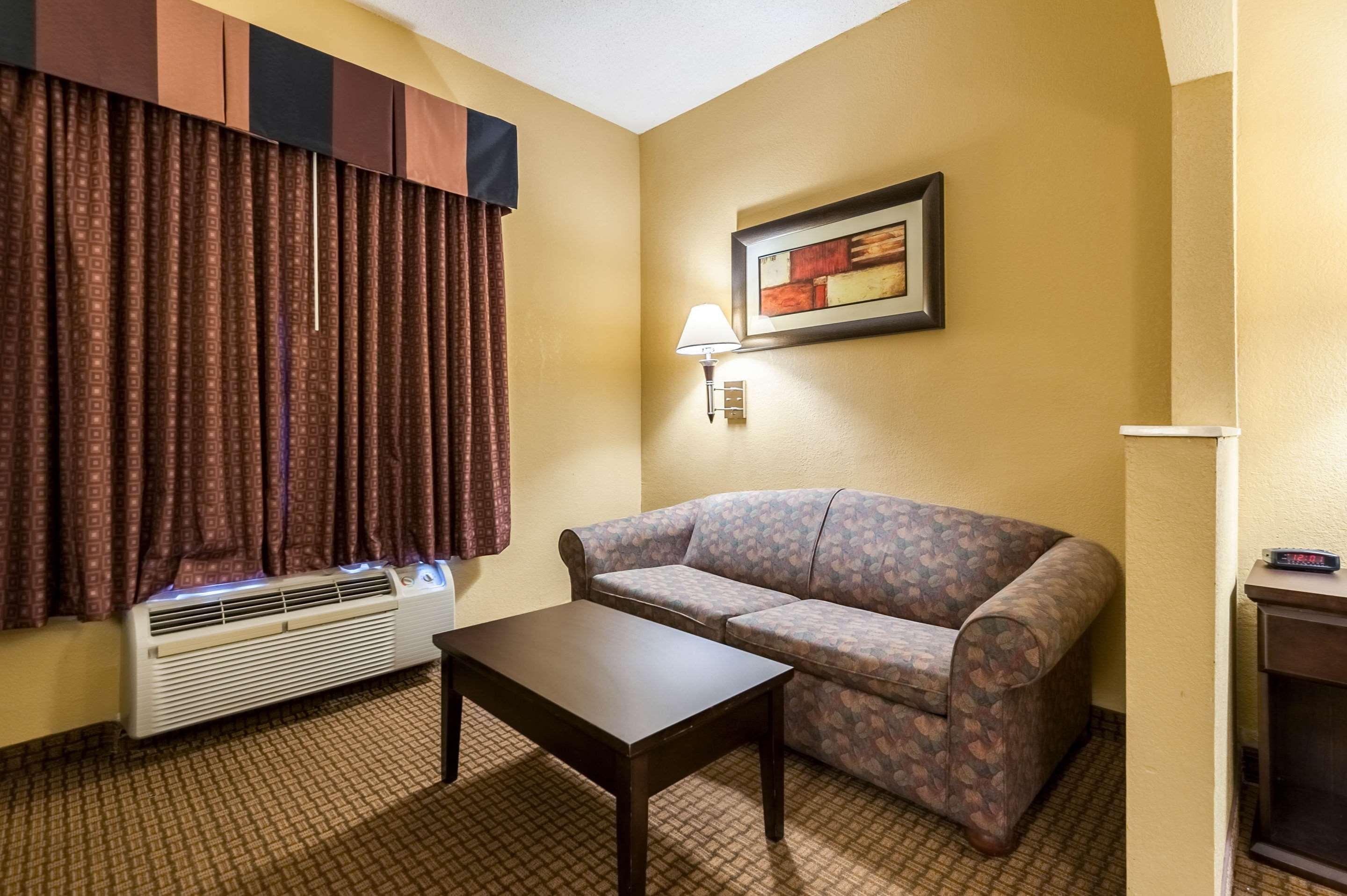 Quality Inn & Suites Лафаєт Екстер'єр фото