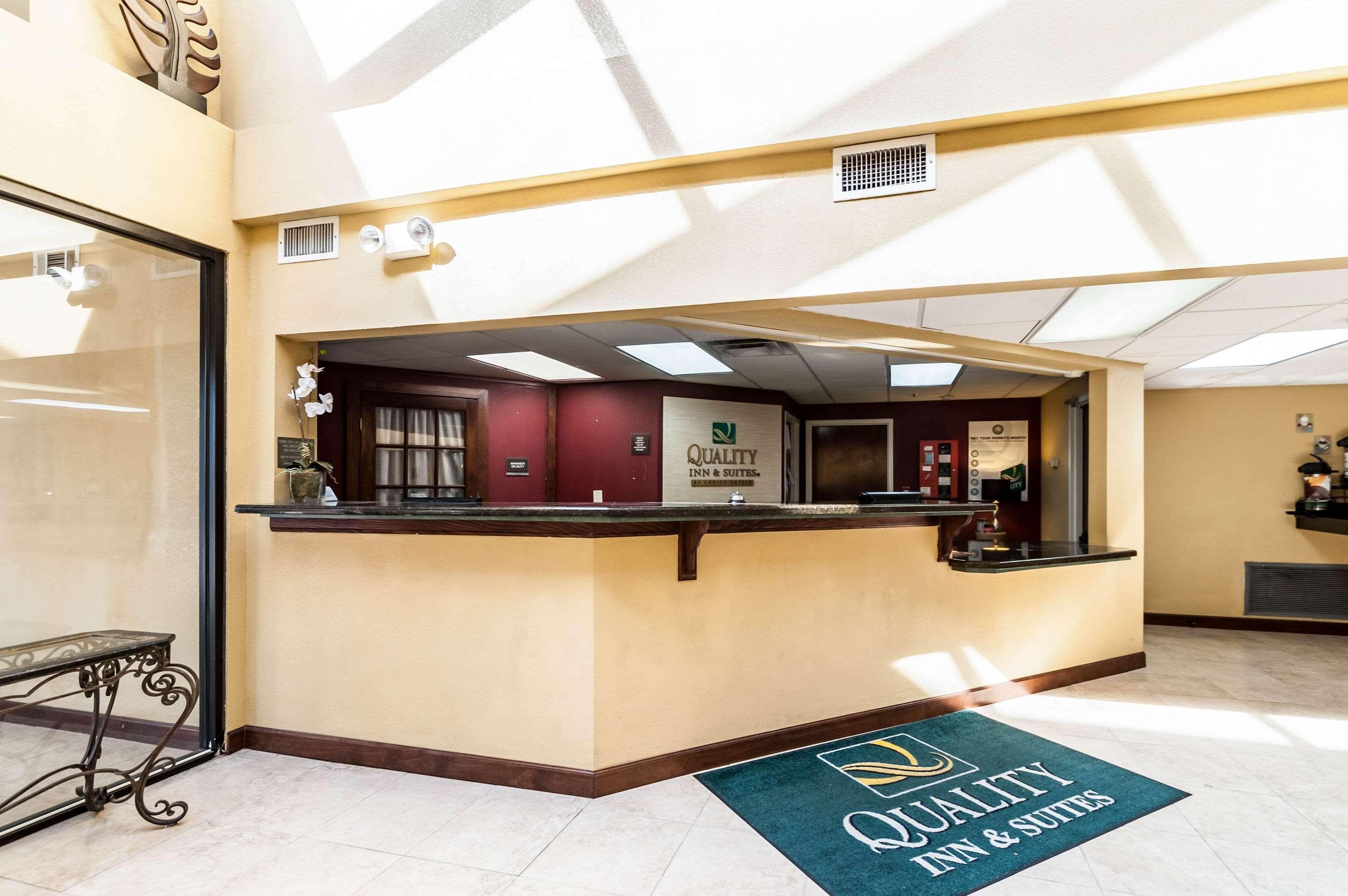 Quality Inn & Suites Лафаєт Екстер'єр фото