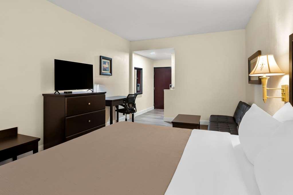 Quality Inn & Suites Лафаєт Номер фото