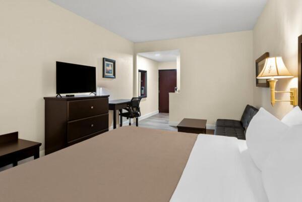 Quality Inn & Suites Лафаєт Екстер'єр фото