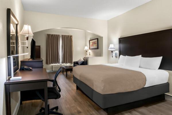 Quality Inn & Suites Лафаєт Екстер'єр фото